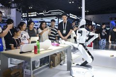 从“AI+制制”到“具身智能”……当